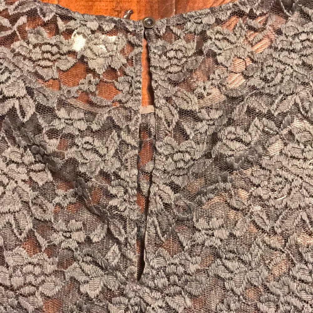 AERIE Lace Gray Top Sz XS - Picture 8 of 8